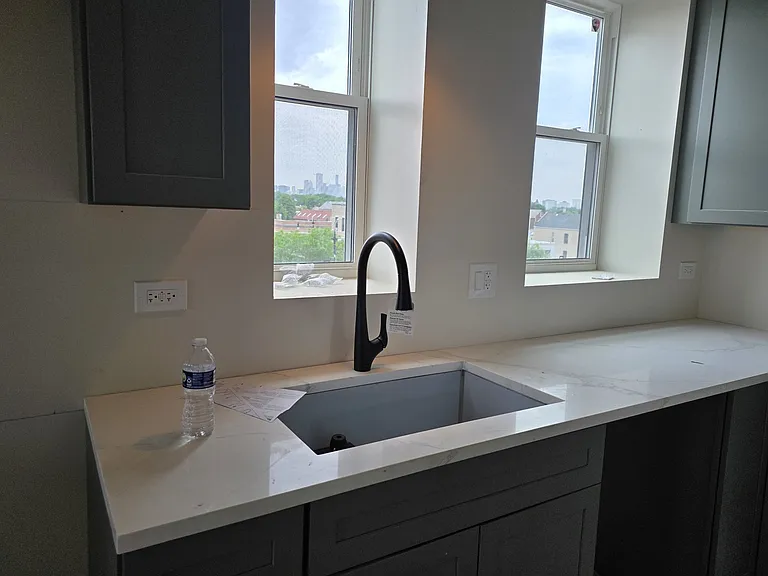 3216 S Morgan St #4R — Photo 3