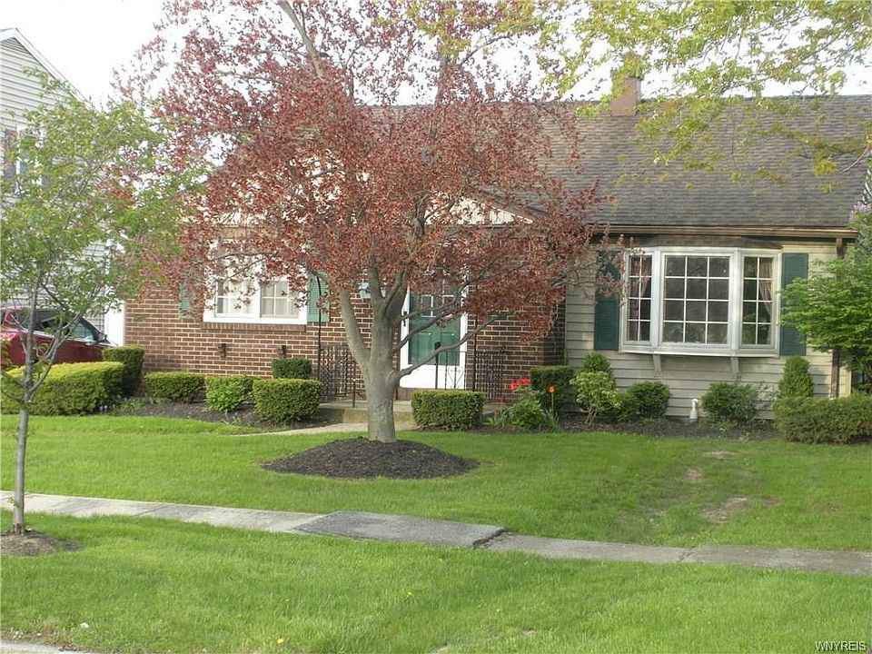1st image of 154 Nagel Dr