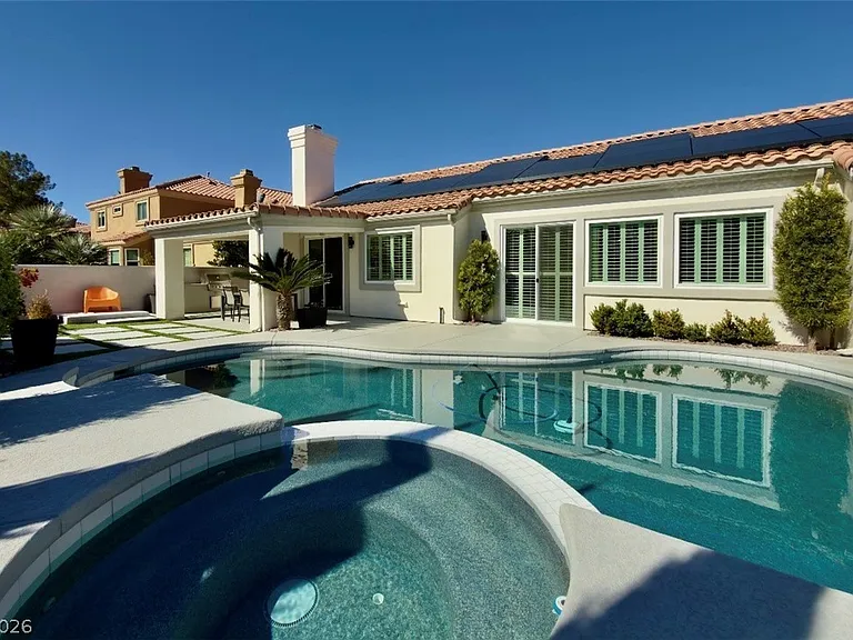 1524 Breeze Canyon Dr — Photo 10