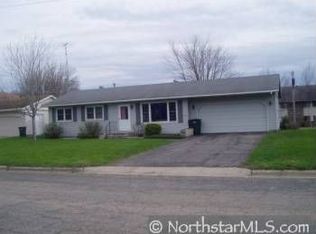 915 High Ave, Gaylord, MN 55334