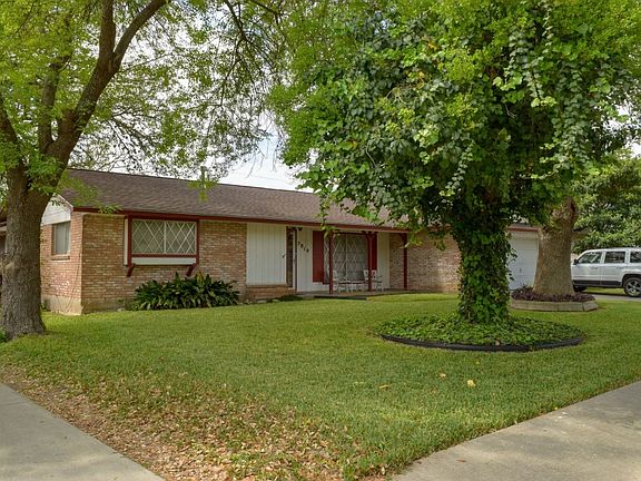 2nd image of 5810 Sloan Dr