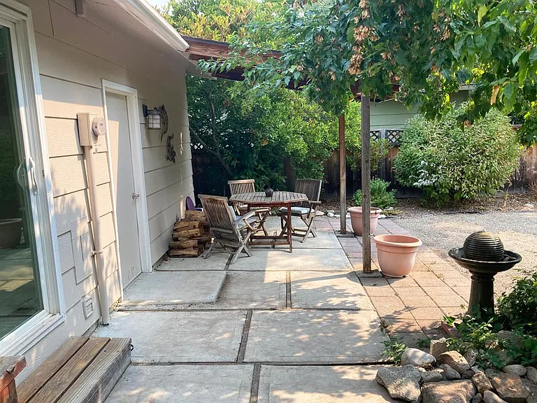4585 W Bloom St — Photo 12