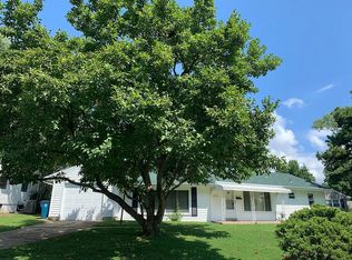 7325 General Sherman Ln, Saint Louis, MO