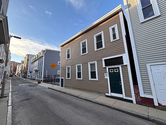 4th image of 245 Gold St