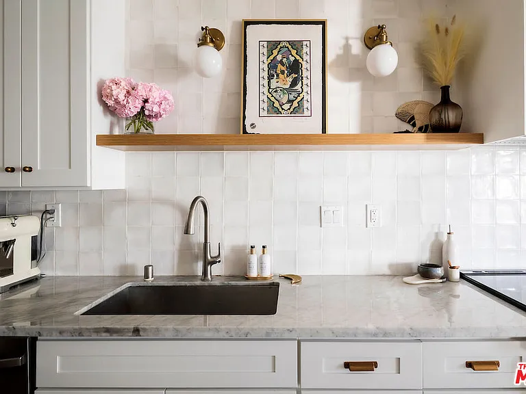 651 Wilcox Ave #3C — Photo 9