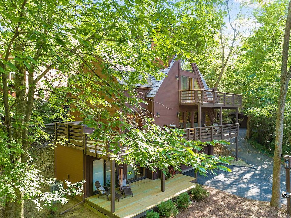 1st image of 374 Birchwood Ln