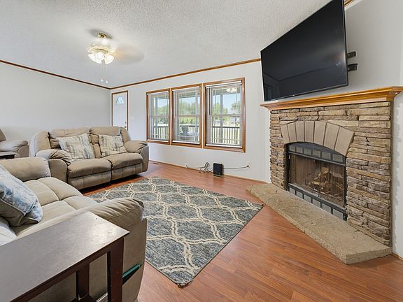 4th image of 212 Private Road 1307