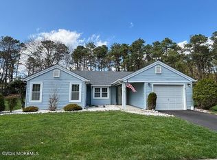 7 Sussex Pl, Forked River, NJ 08731