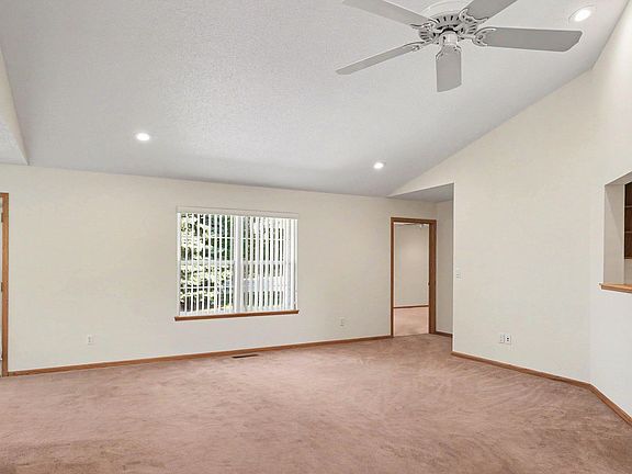 4th image of 2051 Arbor Rdg