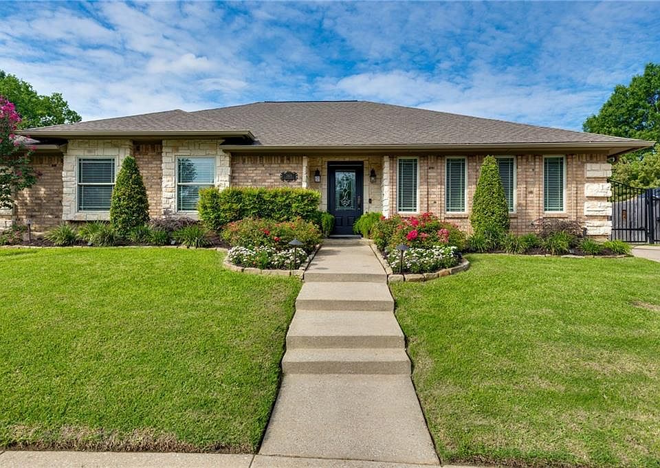 1st image of 2805 Clearmeadow Dr