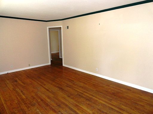 3rd image of 1301 E 84th St