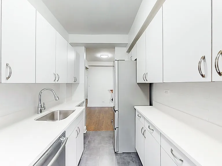157 E 57th St #6C — Photo 7