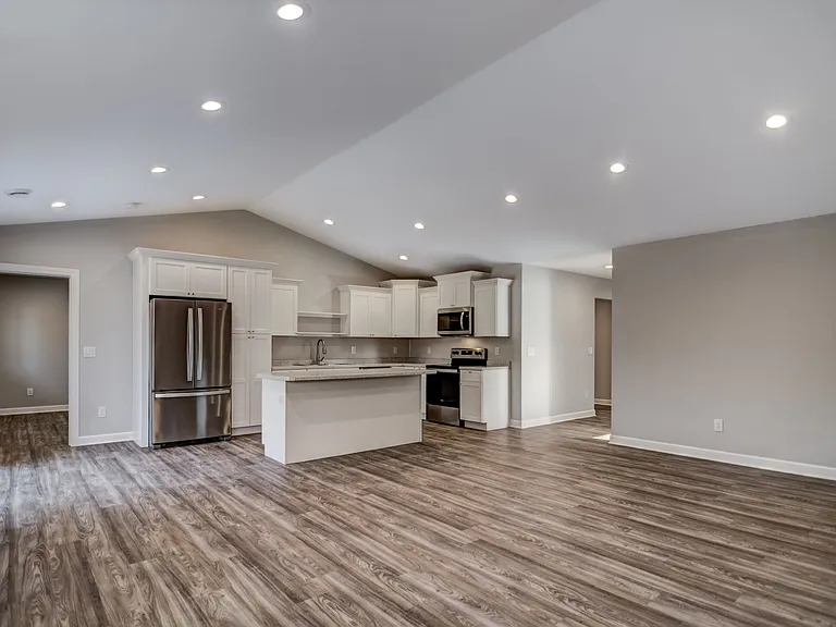 1624B Gunston Dr — Photo 42