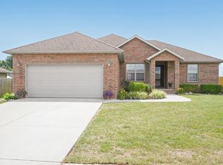 2600 W Cover Dr, Ozark, MO 65721