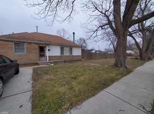 22040 Elroy Ave, Warren, MI 48089