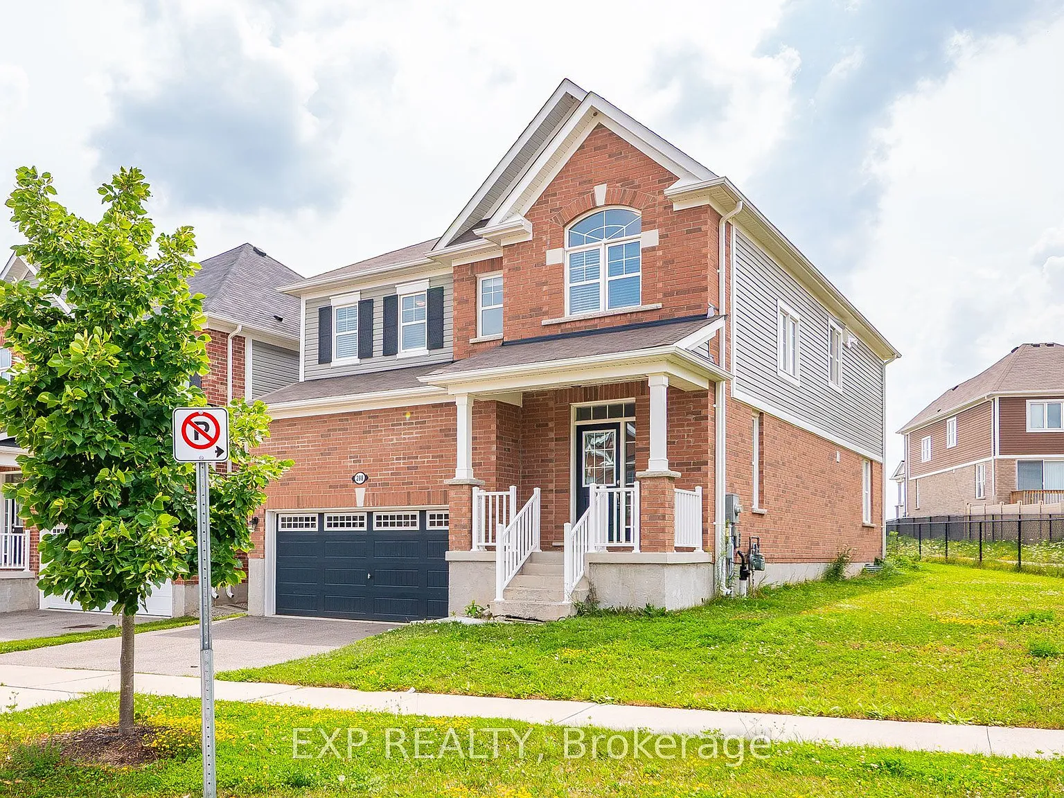 4 bed, $3,400 — Photo 1