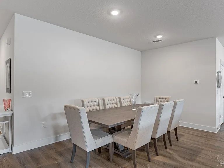 5978 Forest Bay Ave — Photo 9