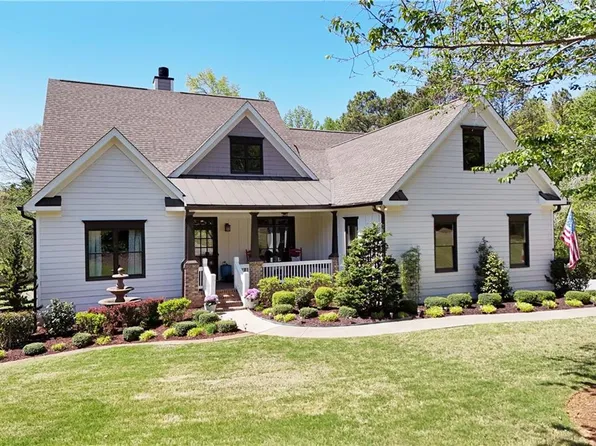 204 Lynn Ln, Canton, GA 30115