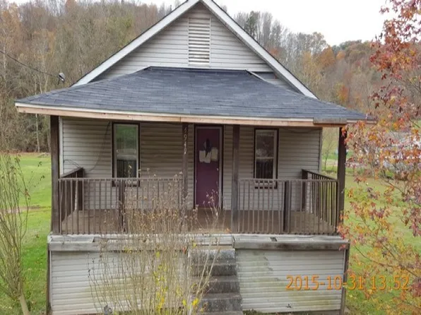 4949 Big Tyler Rd, Charleston, WV 25313