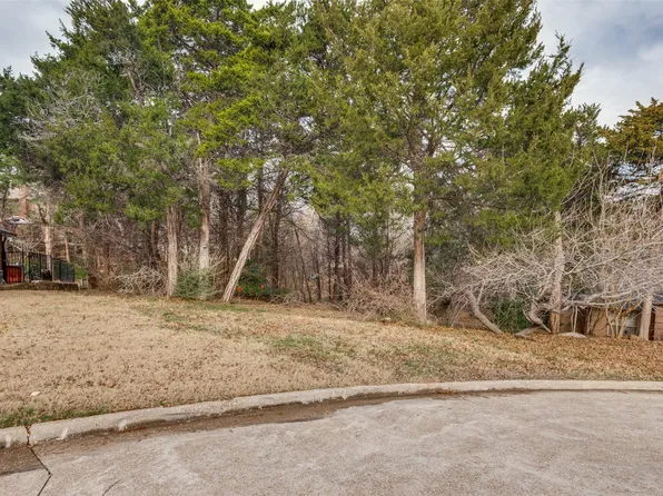 807 Laurel Hills Ct, Cedar Hill, TX 75104