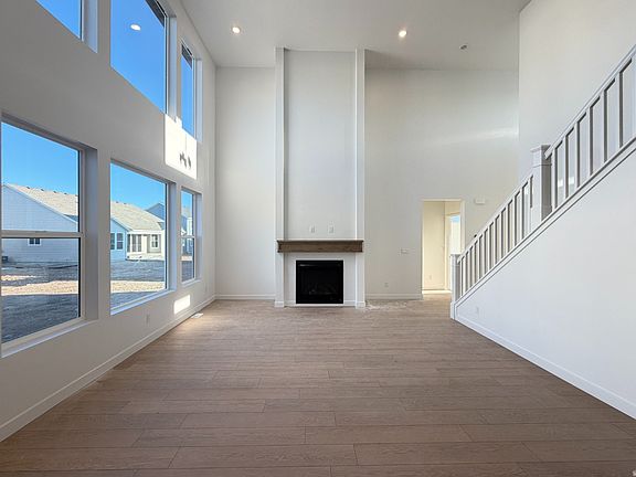 5th image of 3008 N Kingbird Dr Suite 618