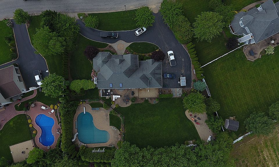 2nd image of 98 Meadow Path