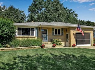 220 Claudette Ct, Depew, NY 14043