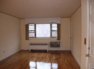 2350 5th St APT B3, Fort Lee, NJ 07024