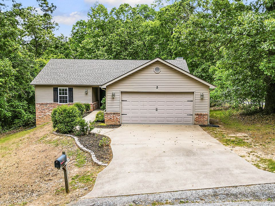1st image of 2 Walpole Ln