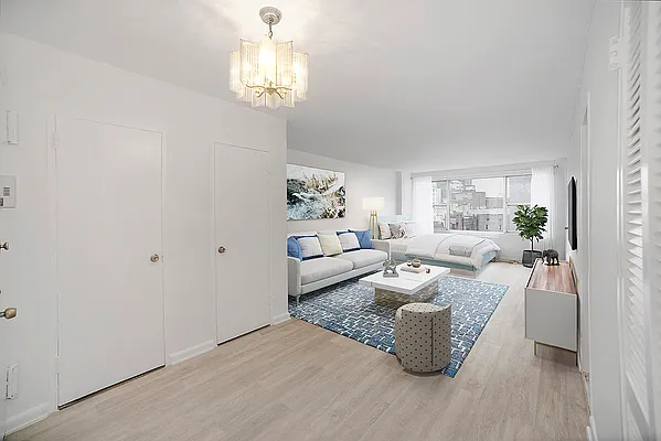 Rented by RELO REDAC INC. | media 1