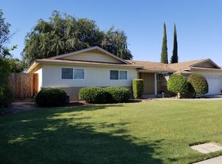 621 Oakdale Ln, Lemoore, CA 93245