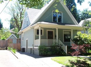 3028 NE Davis St, Portland, OR 97232