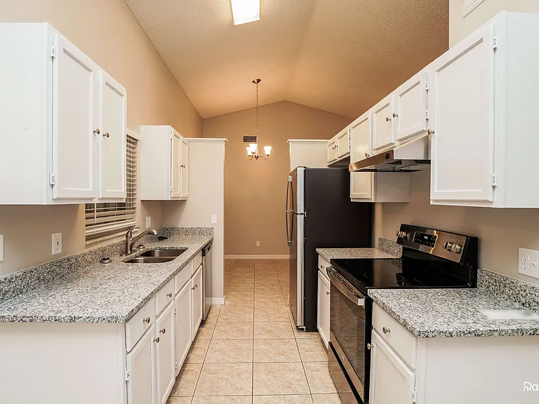 1973 Fireside Ct — Photo 2