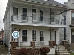 3307 Evaline St, Hamtramck, MI 48212