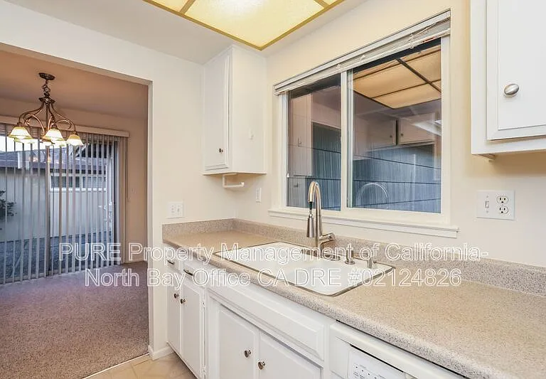 335 Belhaven Cir — Photo 8