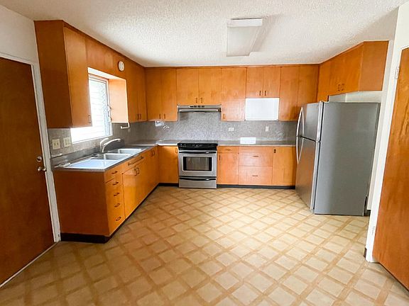 Kitchen with lots of storage