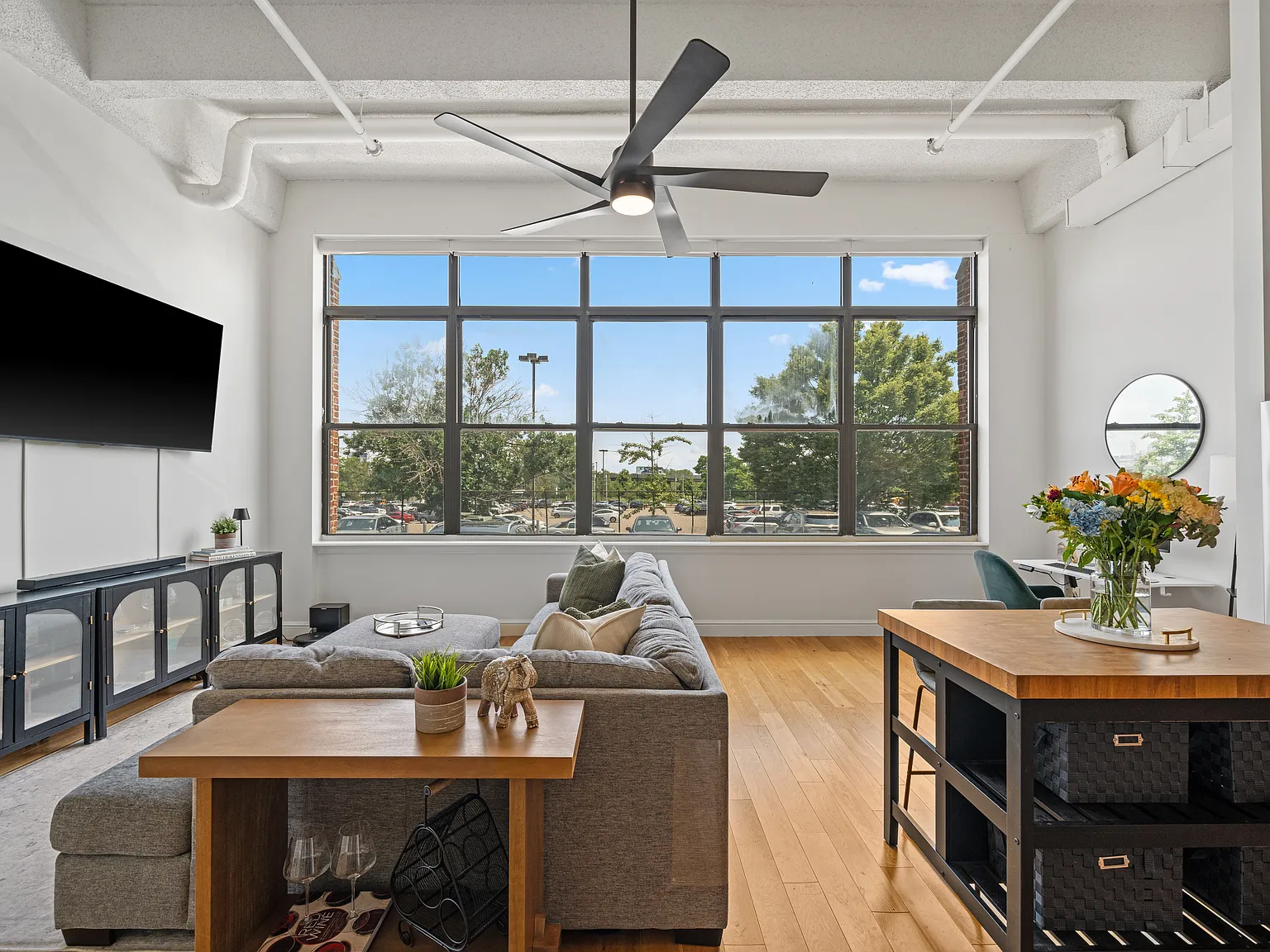 300 Communipaw Ave — Photo 4