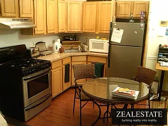 Rented by ZealEstate Group Inc