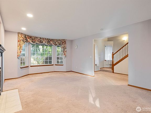 4th image of 7524 184th Street E