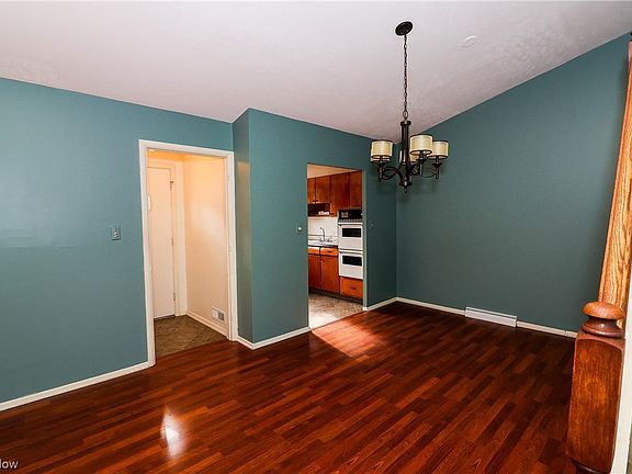 4th image of 1374 Ranchland Dr