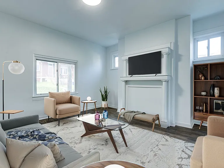 623 Lillian St — Photo 2