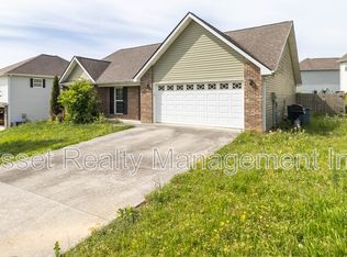 839 Wells Rd, Maryville, TN 37801