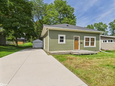 406 Columbus St, Pella, IA, 50219