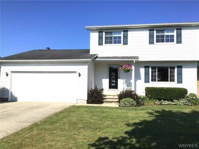 6377 Mayflower Ln, Lake View, NY, 14085