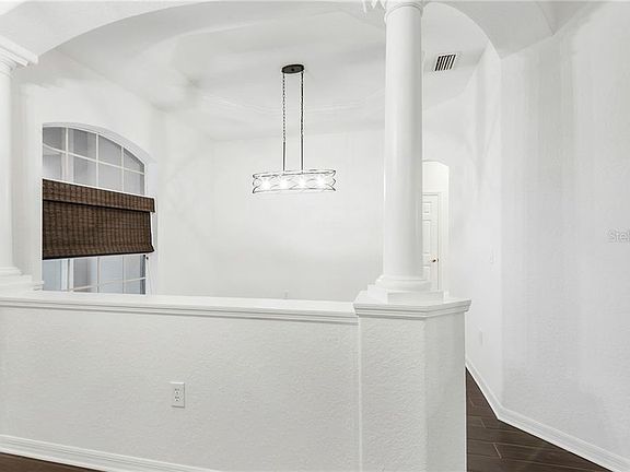 4th image of 2755 La Vista Dr