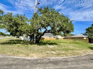618 N Moline St, Rockport, TX 78382