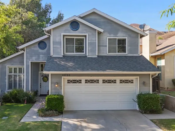 11751 Pierce St, Sylmar, CA 91342