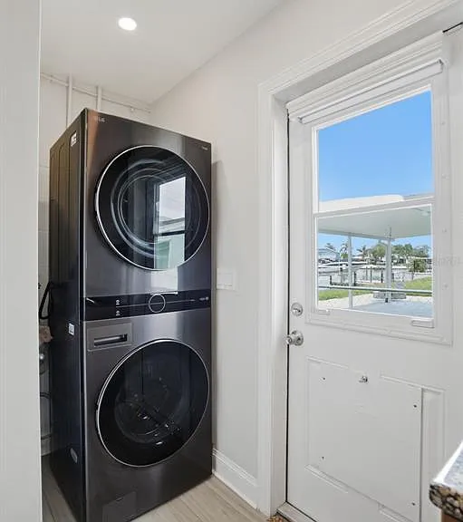 4436 Floramar Ter — Photo 13