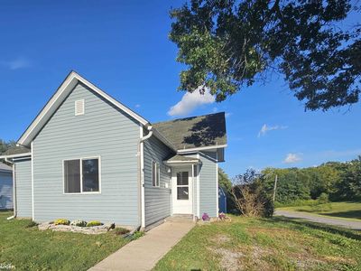 407 S West St, Bloomfield, IA, 52537