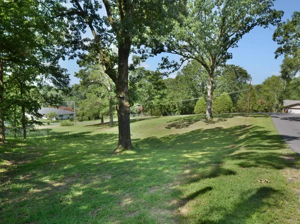 Ridgecrest Rd, Hot Springs National Park, AR 71913